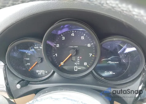 2017 Porsche Macan из США, поврежденный, VIN WP1AA2A59HLB04714